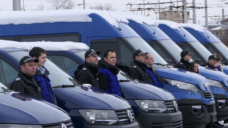 МВР получи автомобили от Международната организация по миграция (СНИМКИ)
