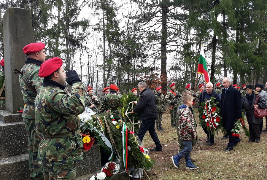 Вицепрезидентът: Само слабите лидери управляват със страховете на хората
