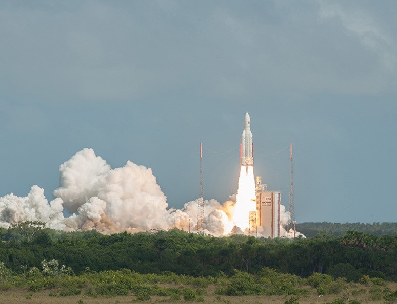 Космическа сонда пое на 7-годишен полет към Меркурий