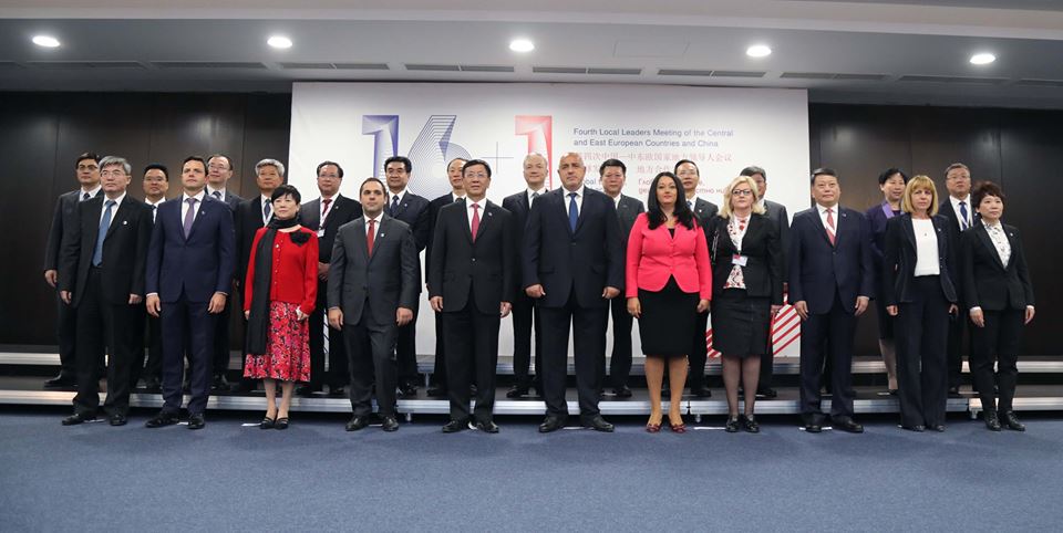 Фандъкова на форума "16+1": Китайските туристи в София са се увеличили с 29%