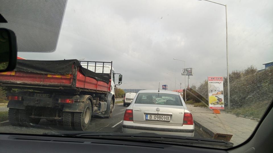 Кола помете и уби пешеходец