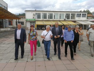 Цветанов в Гърмен: Стабилното финансово състояние на държавата даде възможност да се отпуснат допълнителни средства за Общината