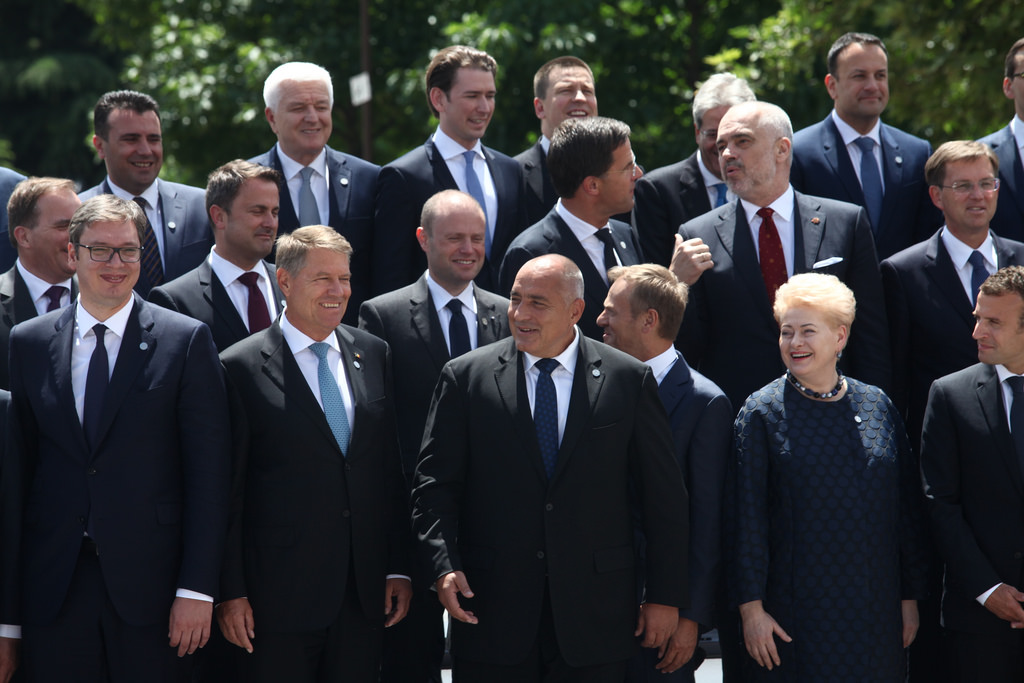 Срещата на премиерите от Западните Балкани в Дурас започна без самите премиери