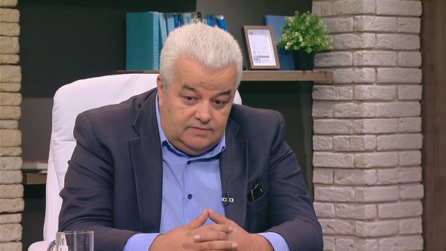 Адвокатът на Бенчо Бенчев: Много хора се упражняват на негов гръб, явно е необходим на някого