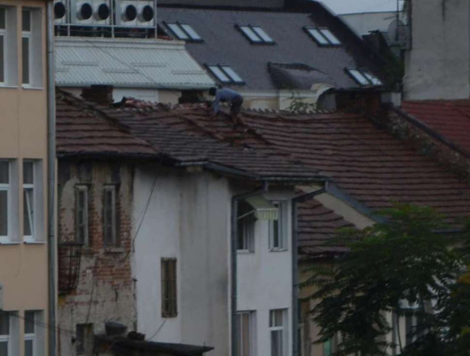 Ремонт на покрив под дъжда в Монтана