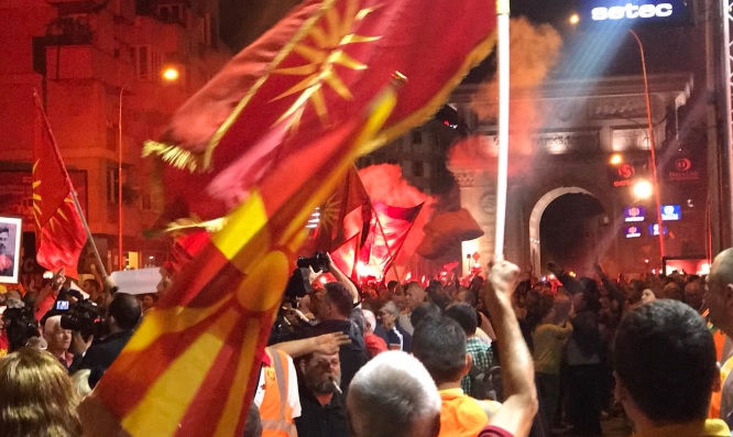 Протест пред парламента в Скопие заради договора за името