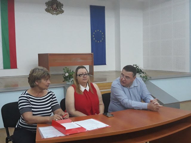 16 лица с увреждания започват работа в община Свищов