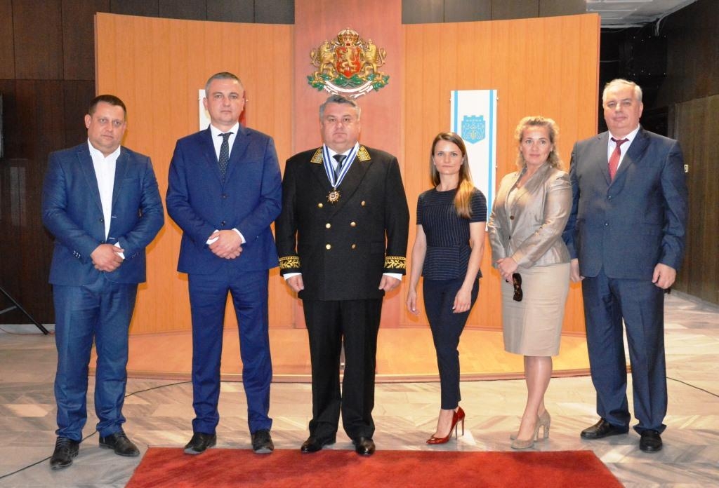 Варна изпрати с почетен знак генералния консул на Русия