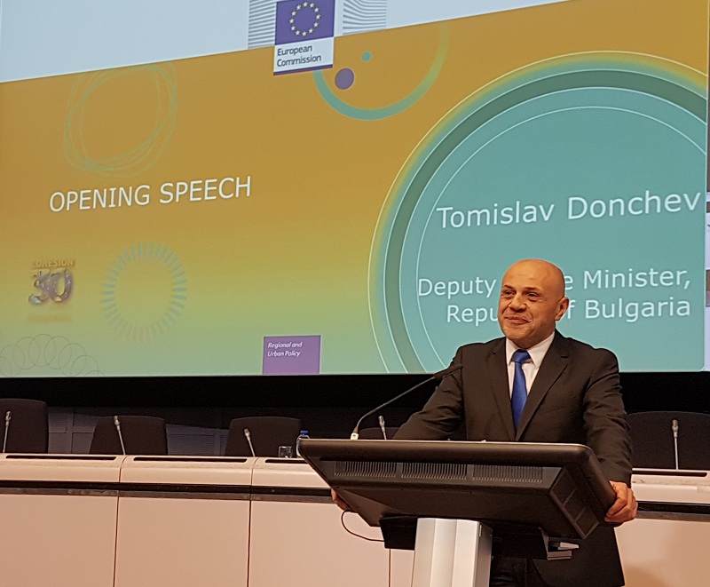 Томислав Дончев: Време е да мислим за обща европейска политика за администрацията