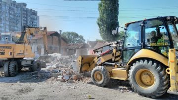 Бутат незаконни постройки в Столипиново