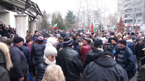 Цената на агресията