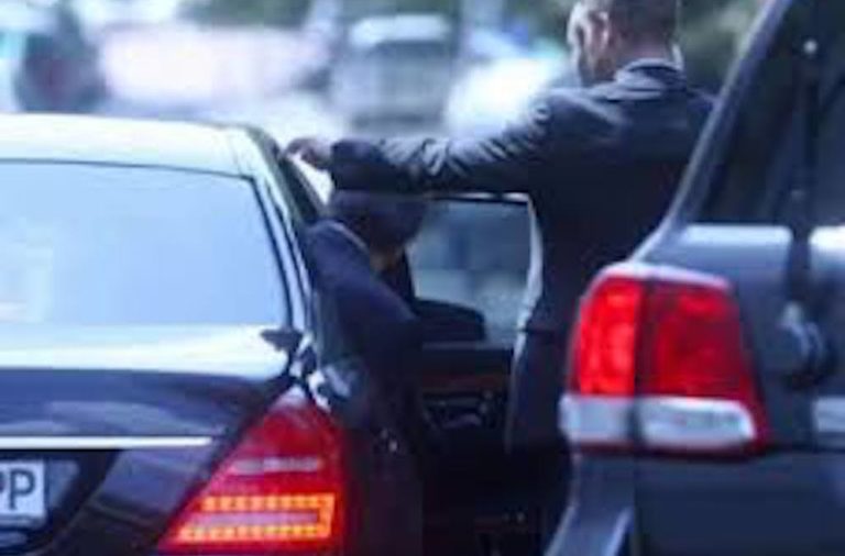 Автомобил на НСО е бил ударен леко от друг шофьор