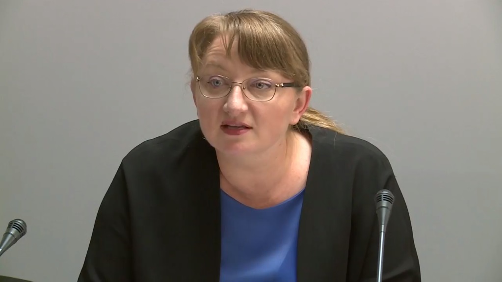 Министър Сачева: Това не е протест на майки на деца с увреждания, а политически провокации