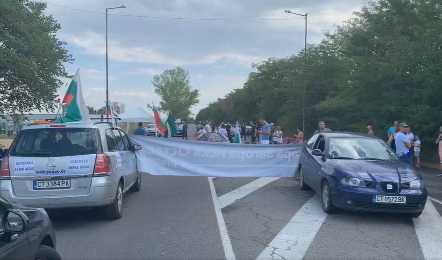 Полицията в Стара Загора заяви, че няма да допусне протестиращи да блокират магистрала "Тракия"