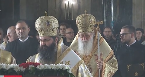 Патриархът отслужи празнично богослужение за Бъдни вечер