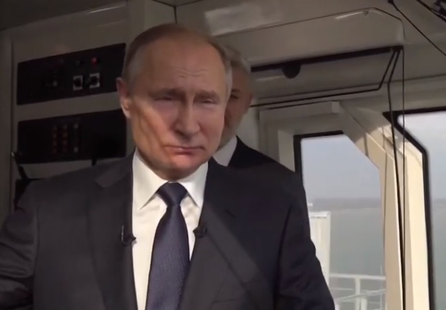 Путин откри жп линията по Кримския мост (ВИДЕО)