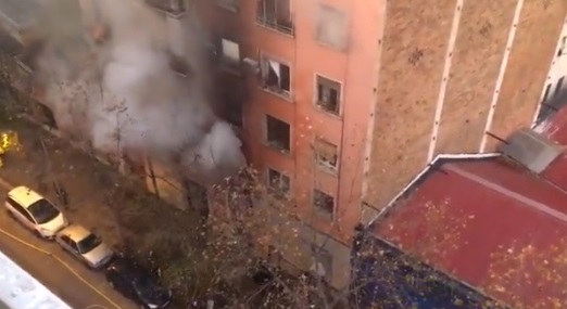 Външно: Пожар горя в близост до "Саграда Фамилия" в Барселона, няма ранени българи (ВИДЕО)