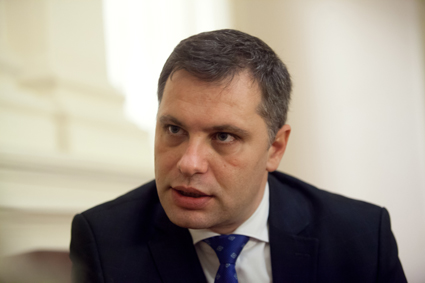 Александър Сиди, депутат от „Обединени патриоти“, пред „Труд“: НПО-та опитват да правят бизнес от социалните услуги