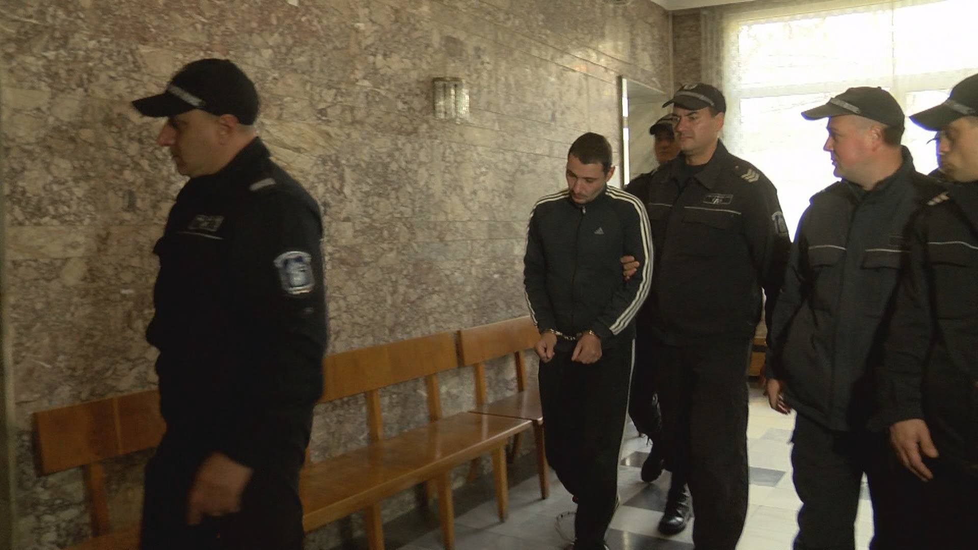 Оставиха в ареста обвинения в убийството на Мария от Горна Оряховица