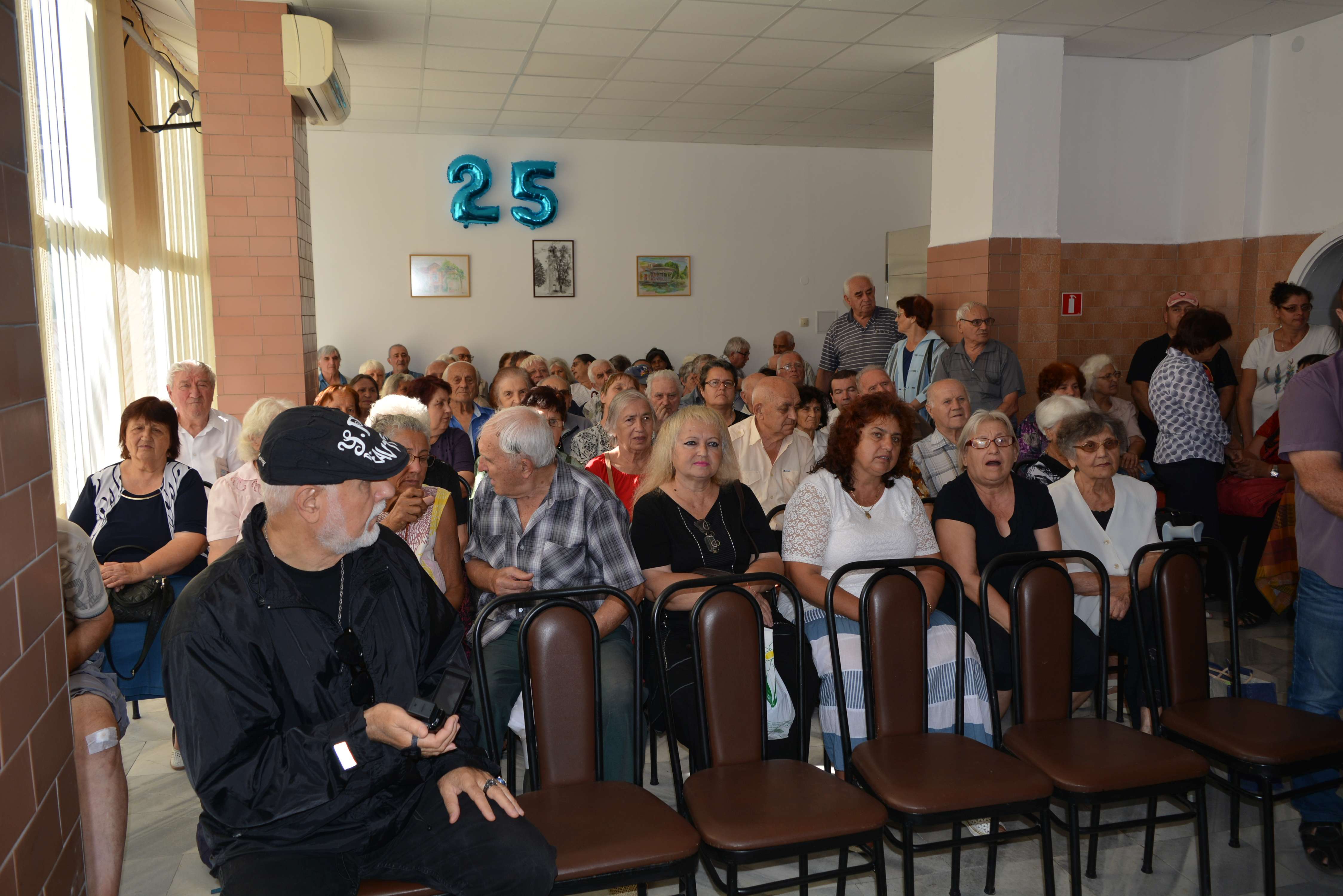 Обновиха социална трапезария, 350 души се хранят за 1,30 лв на ден