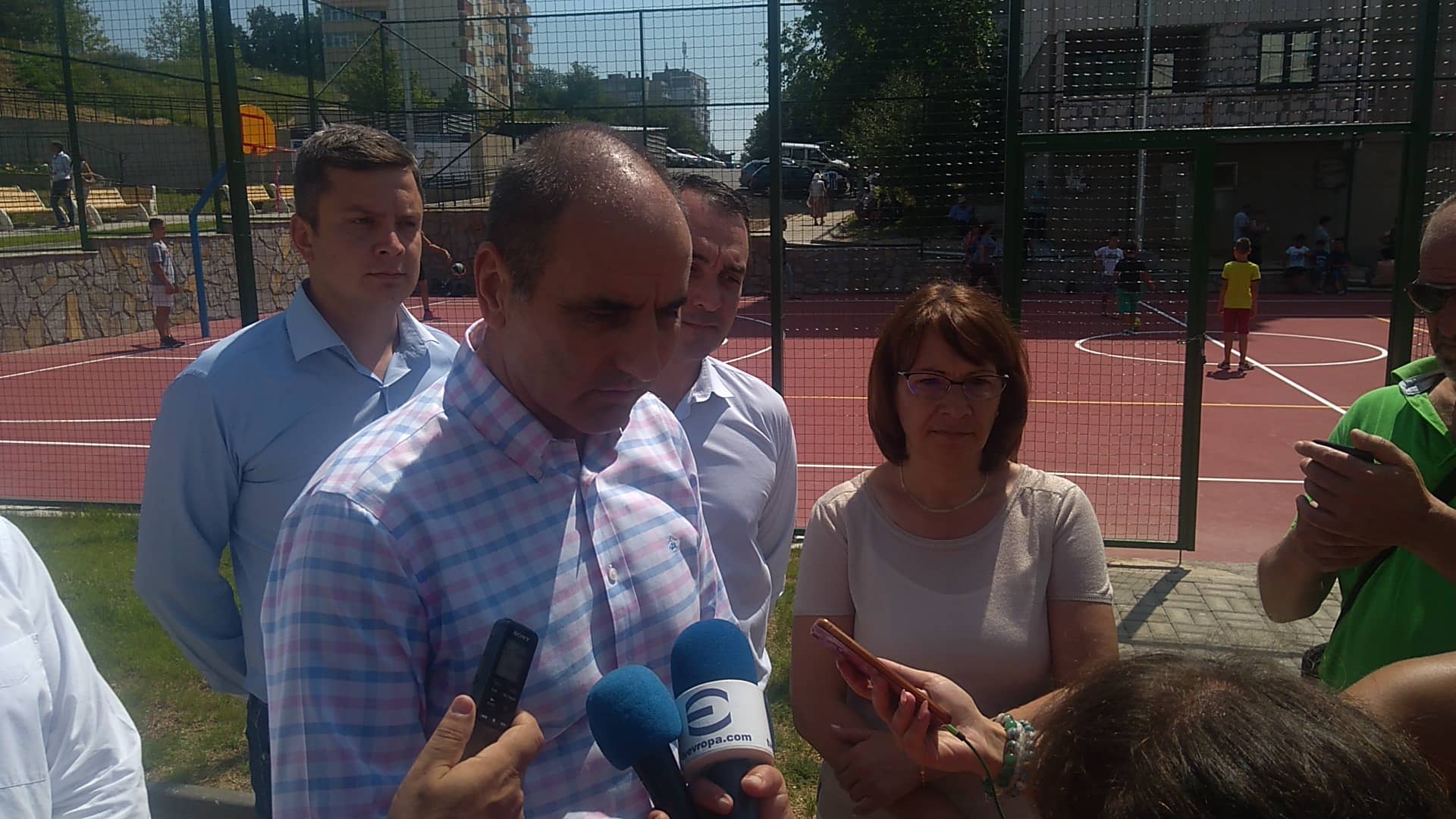 Цветан Цветанов в Казанлък: БСП национализацията ли ще връщат?