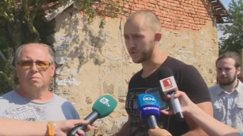 Протестиращите в Шарково се разграничиха от политическите партии