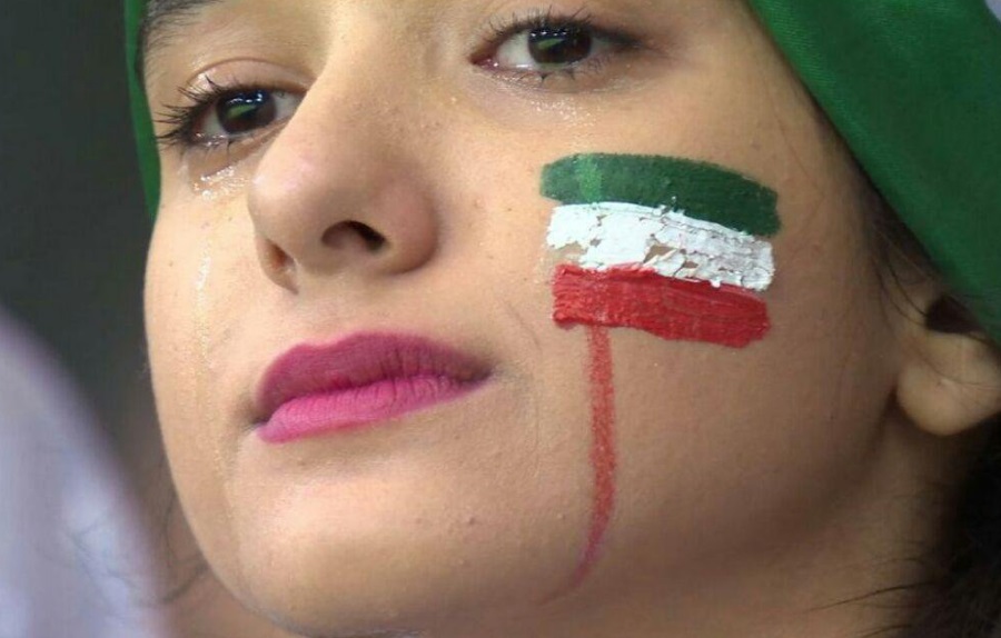 Треньор на персийците влезе в болница