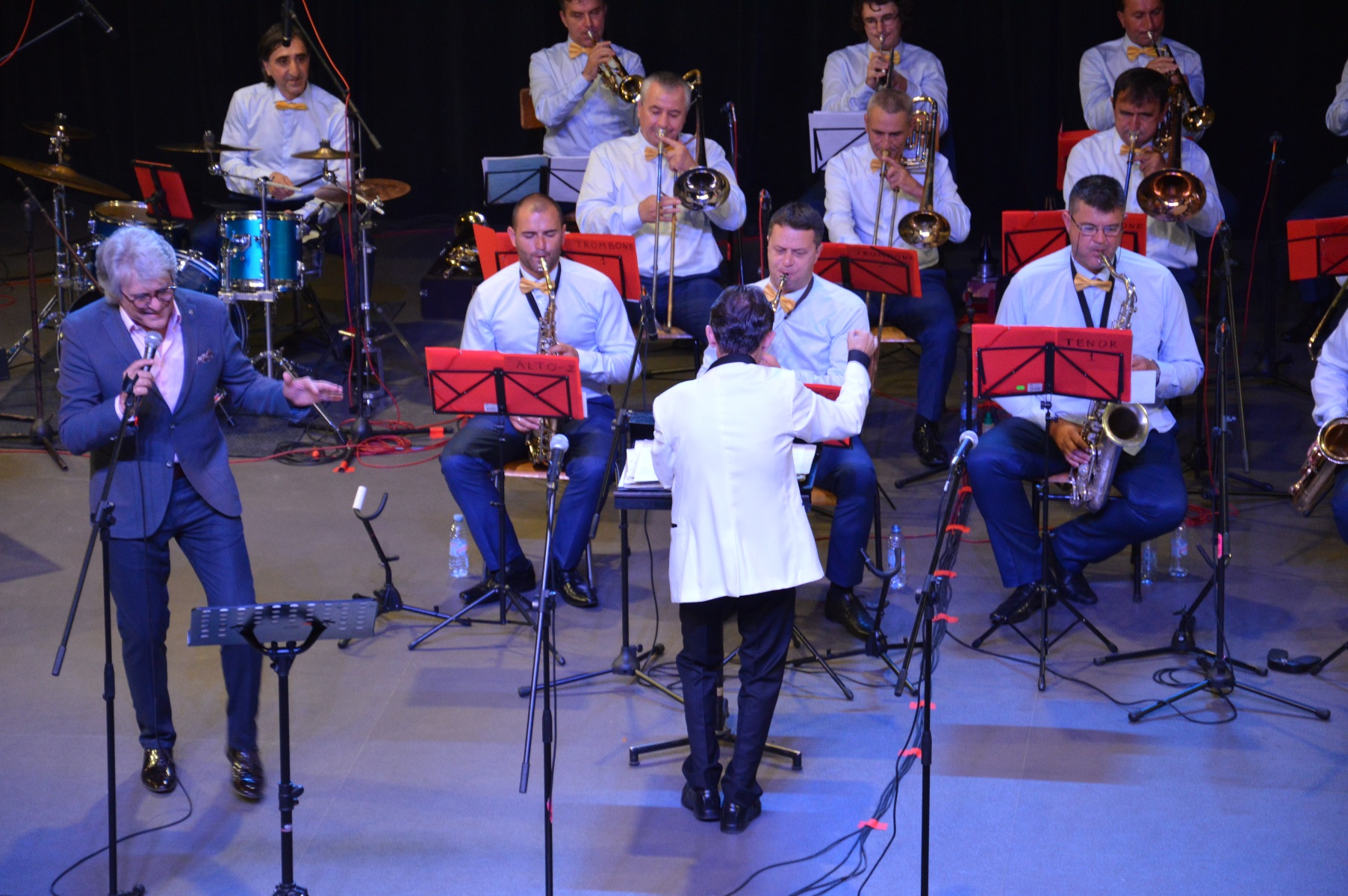 Биг Бенд - Благоевград отбеляза 25 години с Васил Петров и Орлин Горанов