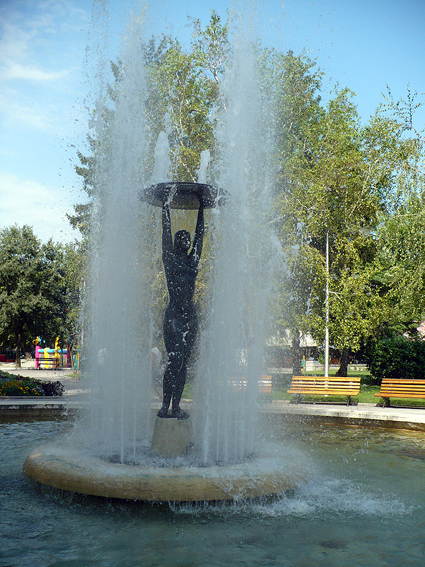 Смели девойки дават имената на изворите в Хисаря