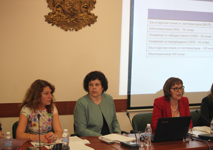 Седмокласниците - по-добри по математика