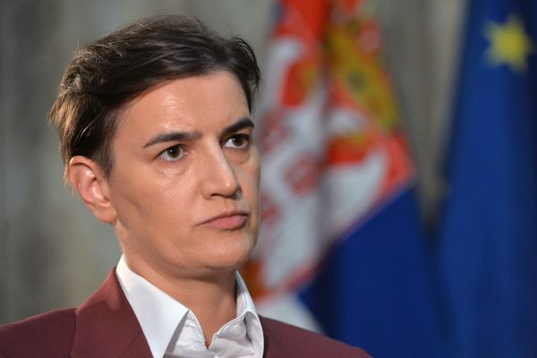 В Сърбия обмислят връщане на ограничителните мерки