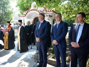 Варненската АГ-болница се сдоби с външен асансьор и параклис