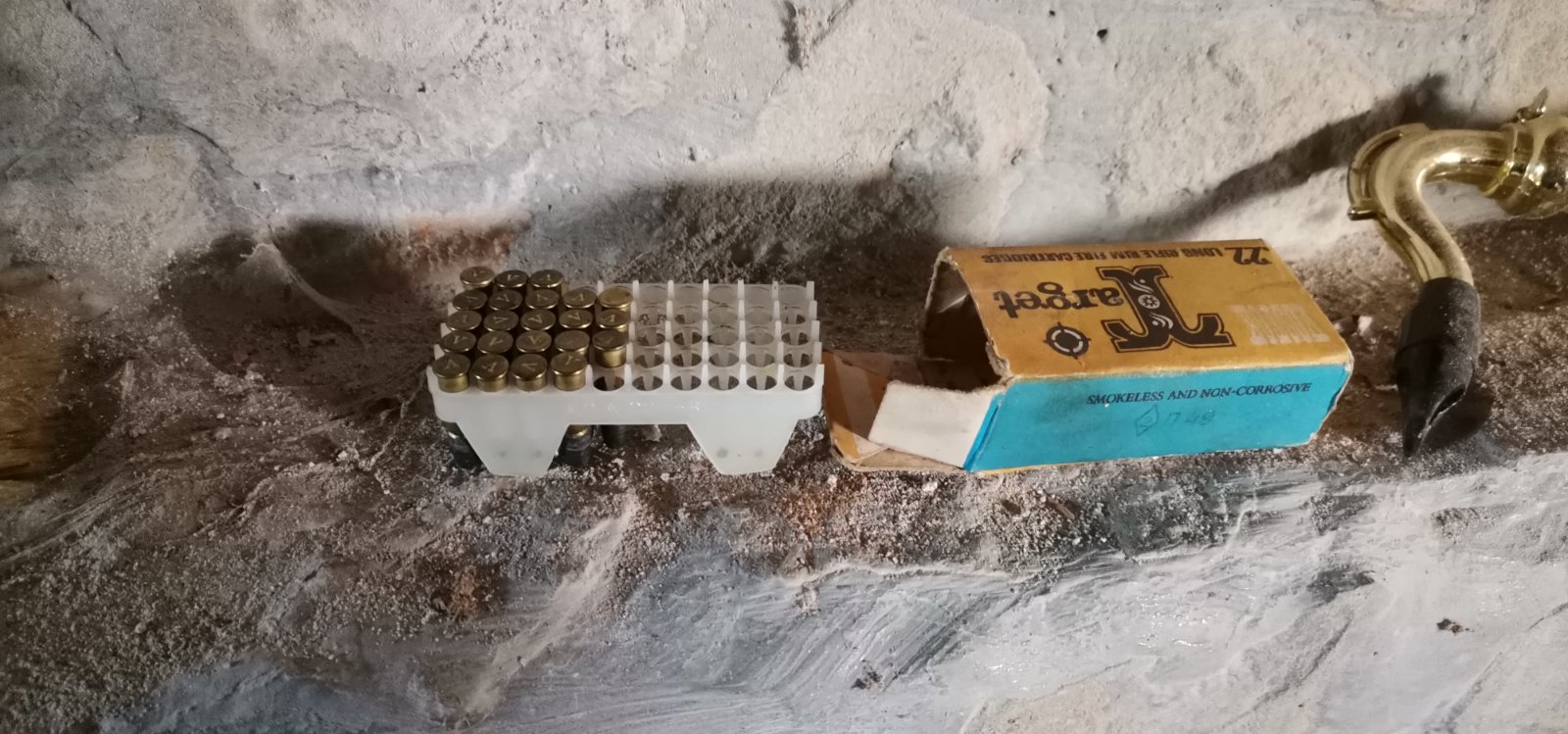 Осем задържани и 13 с повдигнати обвинения при спецоперацията в Павликенско