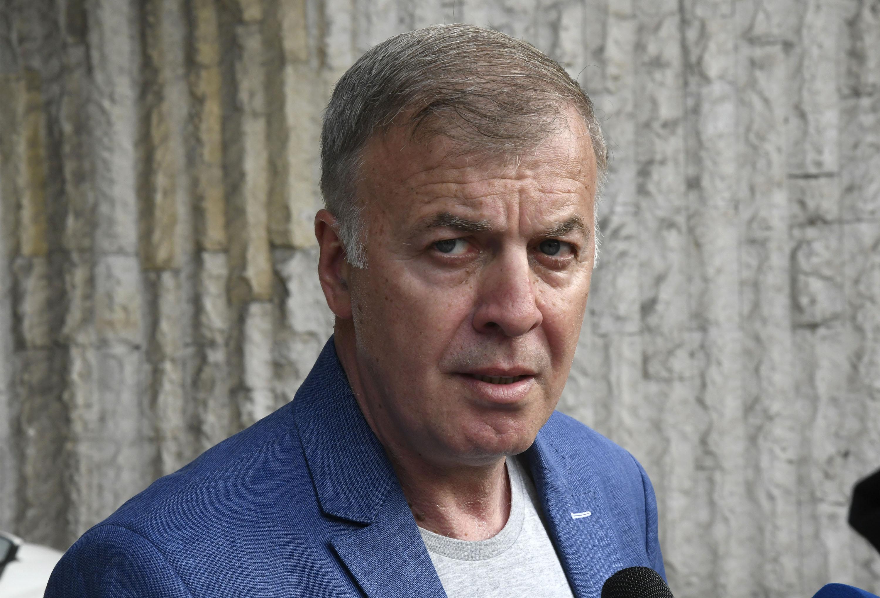 Наско Сираков: От днес съм собственик на "Левски"