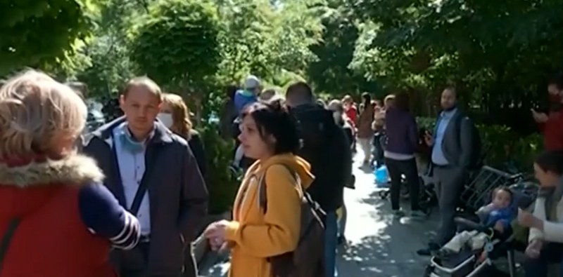 Родители в София протестират заради малкото детски градини