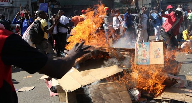 Насилие обхвана Зимбабве след изборите в страната, трима души са загинали