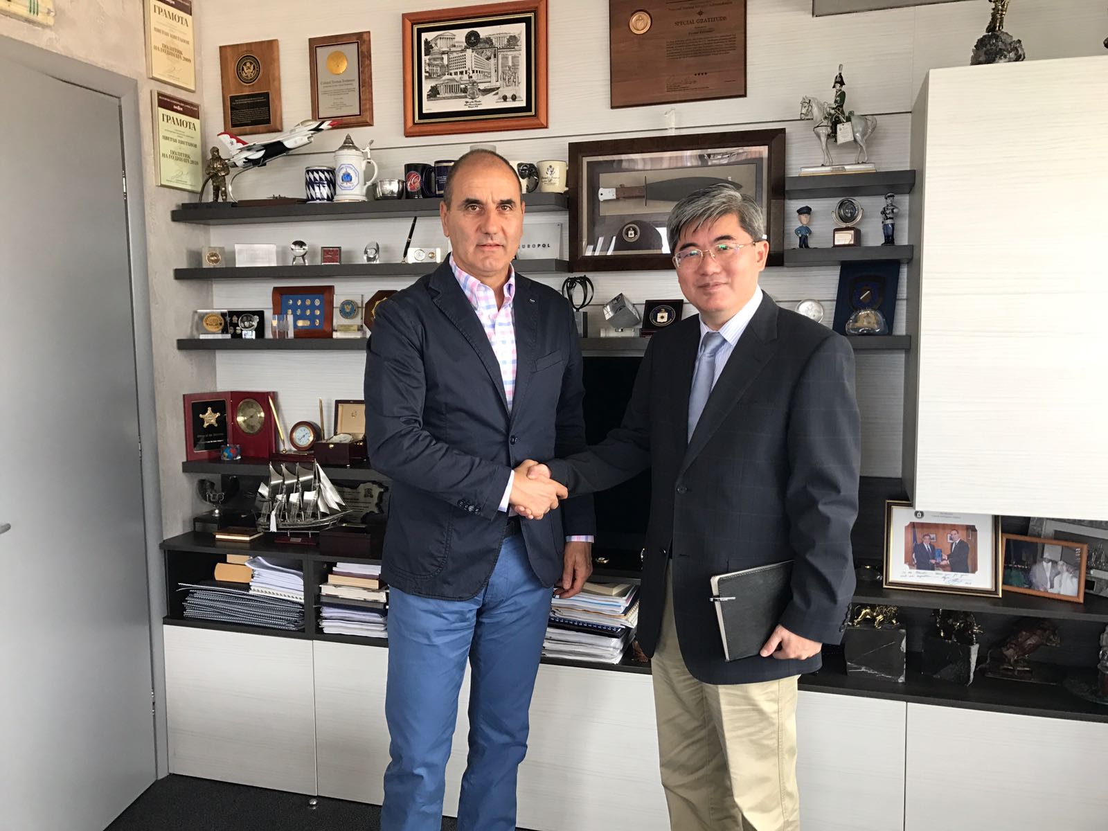 Цветан Цветанов проведе работна среща с посланика на Китай в България Н.Пр. Джан Хайджоу