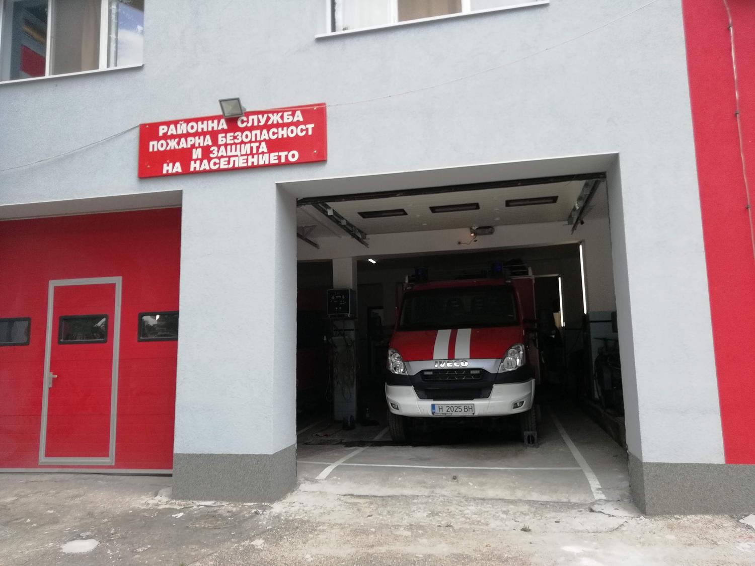 Борисов открива обновени полиция и пожарна в Нови пазар