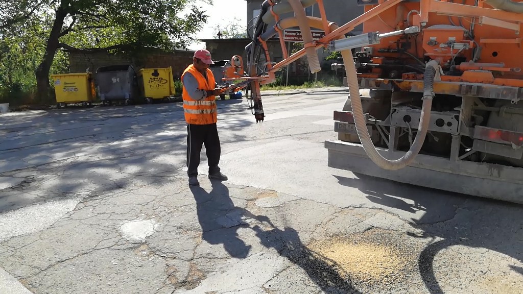 Започна ремонтът на улици в Куклен