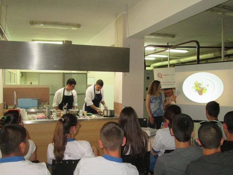 Ученици от Гимназията по туризъм в Търново ще се обучават в HRS Culinary Academy