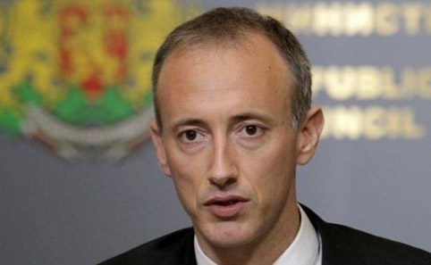 Министър Вълчев: За следващата година сме предвидили 1,5 млн. лв. за стипендии на ученици, които се обучават в дуална форма