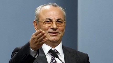 Ахмед Доган стана дядо