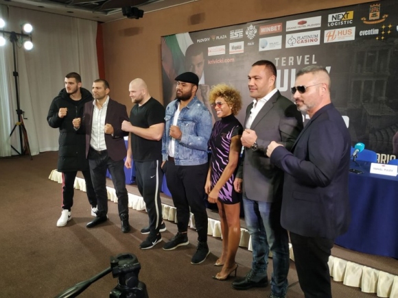 Кобрата започва преговори с Джошуа