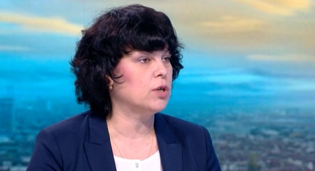Таня Михайлова: Близо половината от резервните преподаватели са студенти