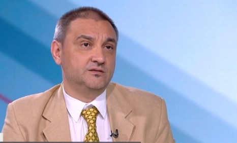 Проф. Чорбанов: Който предложи най-висока цена ще получи ваксините най-бързо