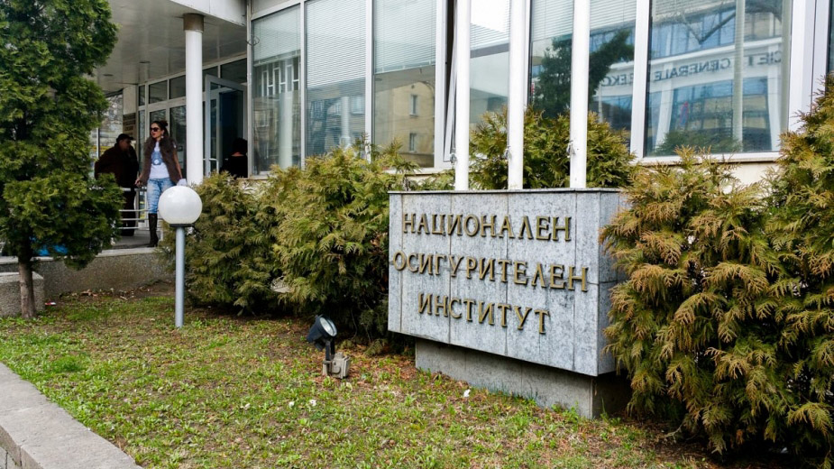 Всеки четвърти питал за пенсиите на Контактния център в НОИ