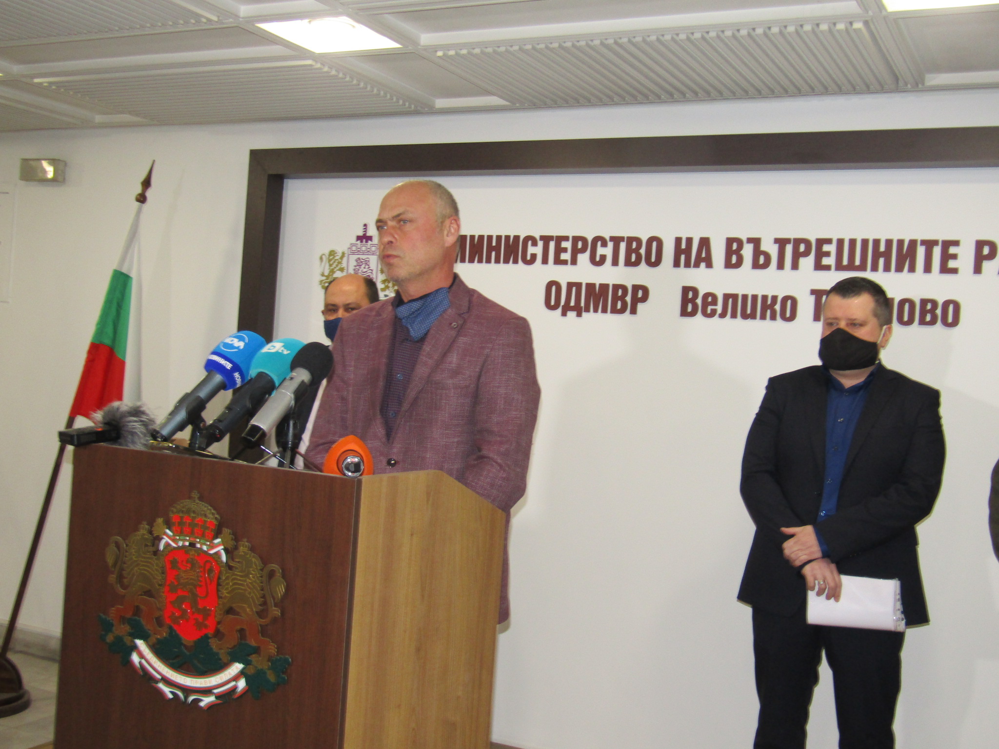 Оставиха в ареста притежател на незаконен автомат "Калашников"