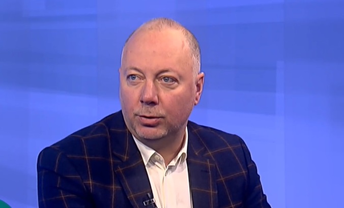 Росен Желязков: Таксиметровият превоз може да поскъпне с 1 лв.