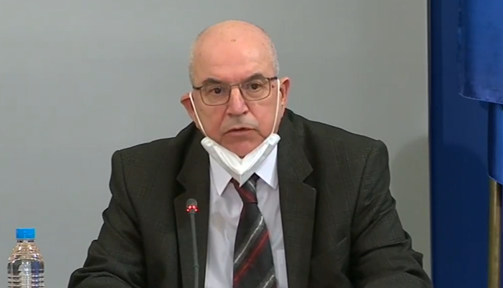 Проф. Гигов: Надеждите ни са масовата ваксинация да започне през юли