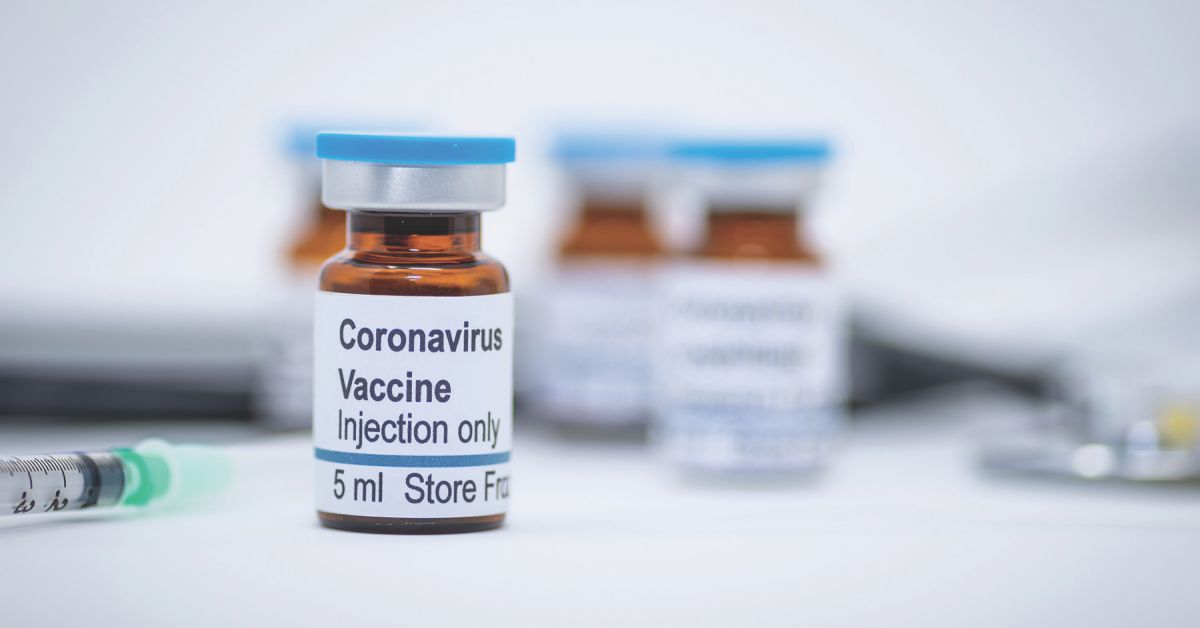 Столетница, оцеляла от испанския грип, се ваксинира срещу Covid-19